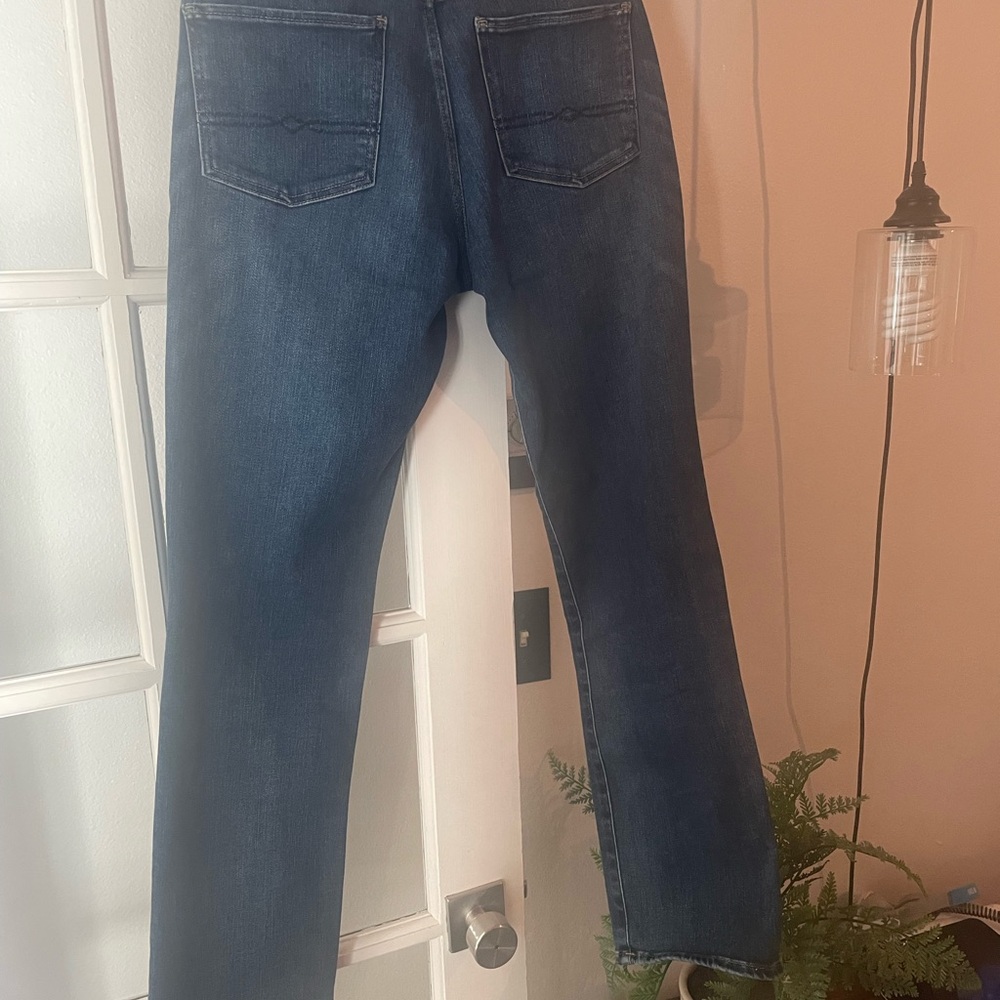 Women's straight leg